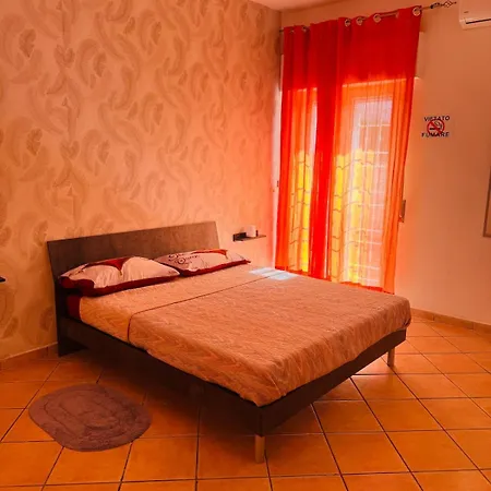 Con Patio Privato E Comfort Moderni Apartmán Fiumicino